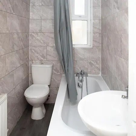 Woodhall Avenue 펜션 *