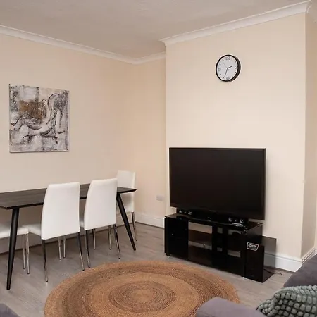 Woodhall Avenue * 브래드퍼드