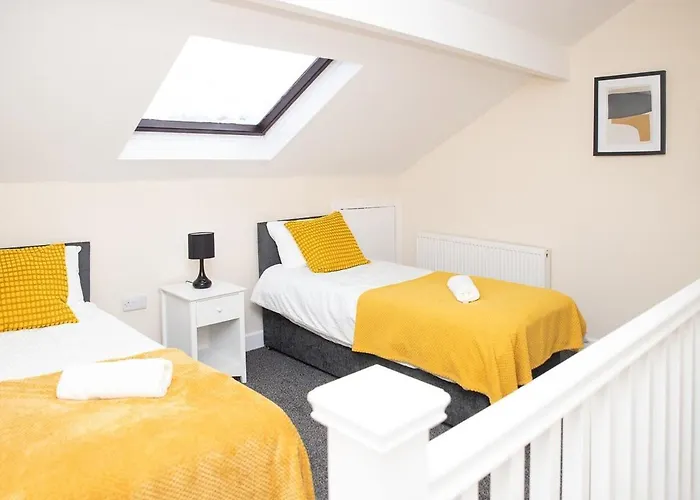 Holiday home Woodhall Avenue *