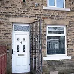 Holiday home Woodhall Avenue *